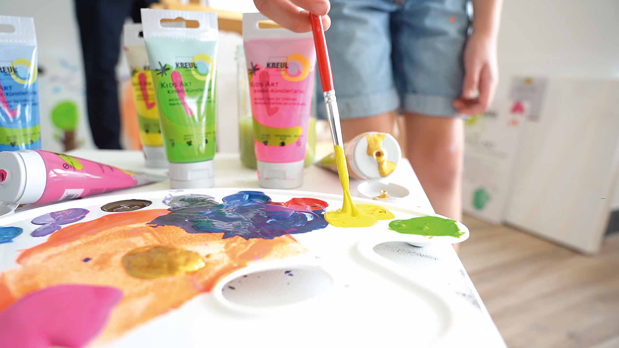 KREUL Kids Art Kinder-Künstlerfarbe 20 ml Tuben 8er Set